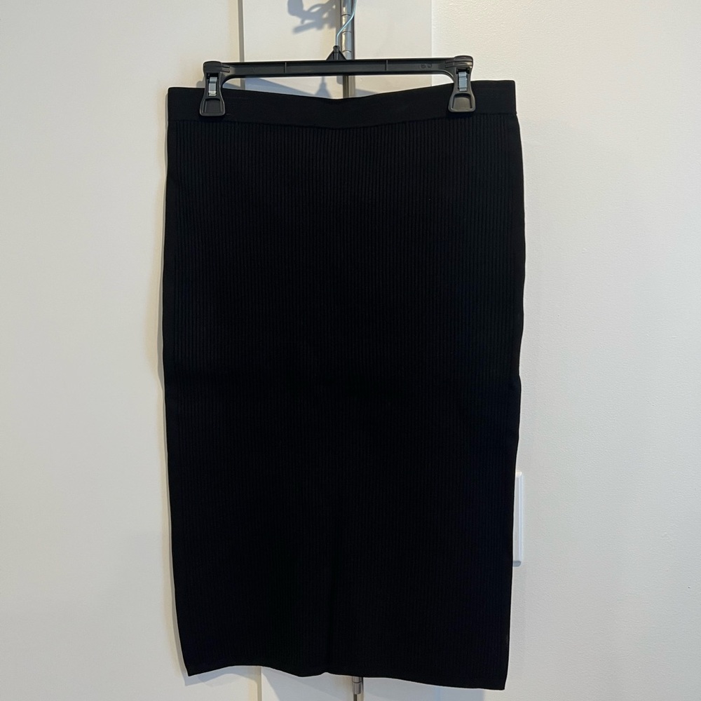 Vince stretchy pencil skirt
